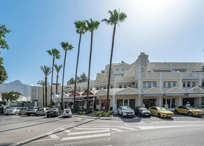 Rent Prestige- Jardines Andalucia Puerto Banus Марбелья